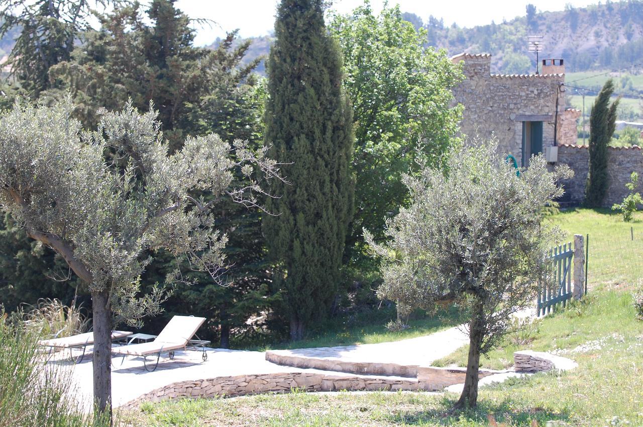 Le Jas De Peguier Bed & Breakfast Châteauneuf-Val-Saint-Donat Dış mekan fotoğraf