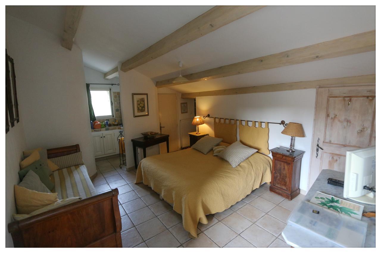 Le Jas De Peguier Bed & Breakfast Châteauneuf-Val-Saint-Donat Dış mekan fotoğraf